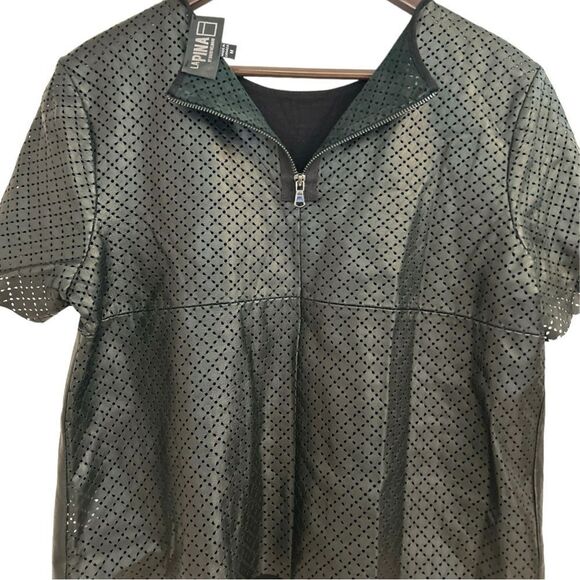 LaPina by David Helwani Valerie Leather Laser Cut Short Sleeve Top, Size Medium - Picture 10 of 11